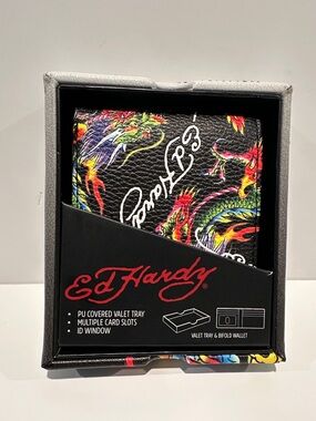 NWT Ed Hardy Men’s Bifold Wallet with Card, ID, Coin and Bill slots.